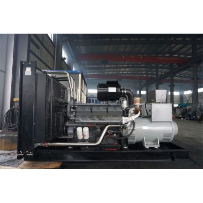 700kw無(wú)錫動(dòng)力柴油發(fā)電機(jī)組-無(wú)錫動(dòng)力12缸柴油機(jī)WX287TAD68柴油發(fā)電機(jī)組,缸徑/行程：138/160mm,柴油發(fā)電機(jī)組水冷發(fā)動(dòng)機(jī)功率750KW,柴油發(fā)電機(jī)組配套馬拉松斯坦福發(fā)電機(jī)。廠價(jià)直銷歡迎選購(gòu)：13773399855。