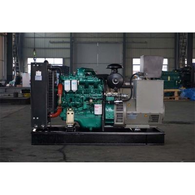 80kw玉柴柴油發(fā)電機組-玉柴4缸柴油機YCD4Y32D-130柴油發(fā)電機組,缸徑/行程：110/125mm,柴油發(fā)電機組水冷發(fā)動機功率105KW,柴油發(fā)電機組配套馬拉松斯坦福發(fā)電機。廠價直銷歡迎選購：13773399855。