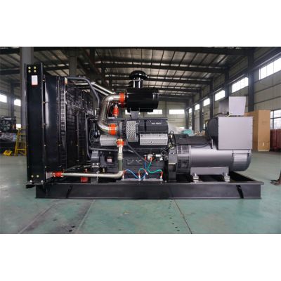 500kw申動柴油發電機組-申動12缸柴油機SDV550柴油發電機組,缸徑/行程：135/155mm,柴油發電機組水冷發動機功率550KW,柴油發電機組配套馬拉松斯坦福發電機。廠價直銷歡迎選購：13773399855。
