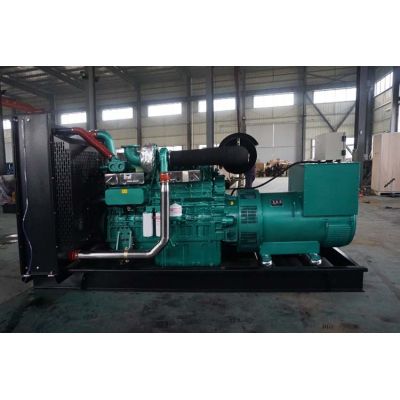 400kw玉柴柴油發電機組-玉柴6缸柴油機YC6T600L-D22柴油發電機組,缸徑/行程：145/165mm,柴油發電機組水冷發動機功率441W,柴油發電機組配套馬拉松斯坦福發電機。廠價直銷歡迎選購：13773399855。