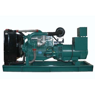 100kw國產(chǎn)大宇柴油發(fā)電機組-國產(chǎn)大宇6缸柴油機D1146T柴油發(fā)電機組,缸徑/行程：111/139mm,柴油發(fā)電機組水冷發(fā)動機功率117KW,柴油發(fā)電機組配套馬拉松斯坦福發(fā)電機。廠價直銷歡迎選購：13773399855。