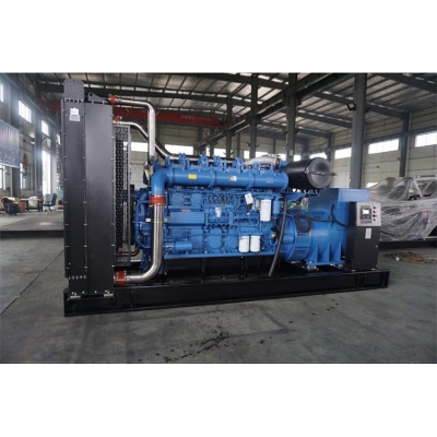 900kw玉柴柴油發(fā)電機組-玉柴6缸柴油機YC6C1320-D31柴油發(fā)電機組,缸徑/行程：200/210mm,柴油發(fā)電機組水冷發(fā)動機功率968KW,柴油發(fā)電機組配套馬拉松斯坦福發(fā)電機。廠價直銷歡迎選購：13773399855。