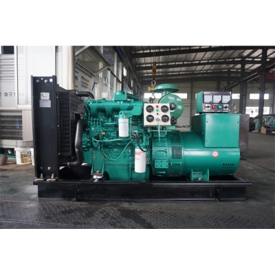 20KW玉柴柴油發電機組-玉柴4缸柴油機YCD4N23H8-30,柴油發電機組缸徑/行程：93/103mm,柴油發電機組水冷發動機功率22KW,柴油發電機組配套馬拉松斯坦福發電機。廠價直銷歡迎選購：13773399855。