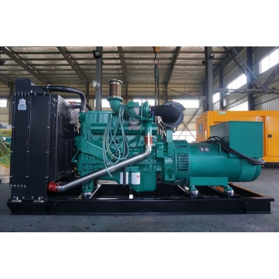 300kw玉柴柴油發(fā)電機組-玉柴6缸柴油機YC6MJ500L-D21柴油發(fā)電機組,缸徑/行程：131/145mm,柴油發(fā)電機組水冷發(fā)動機功率367kW,柴油發(fā)電機組配套馬拉松斯坦福發(fā)電機。廠價直銷歡迎選購：13773399855。